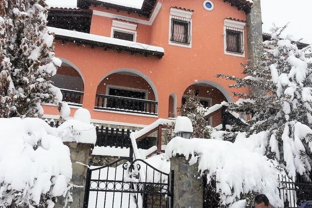 Villa Tethys Mountain Resort Zakas Bagian luar foto